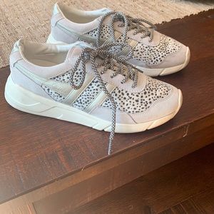 Gola sneakers